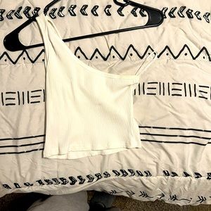 One shoulder crop top